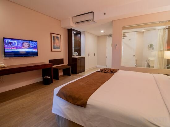 Фото Harolds Evotel Cebu