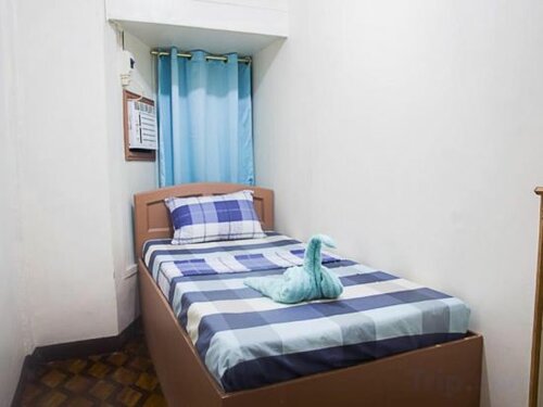 Гостиница RedDoorz @ Calceta Street Cogon в Тагбиларане