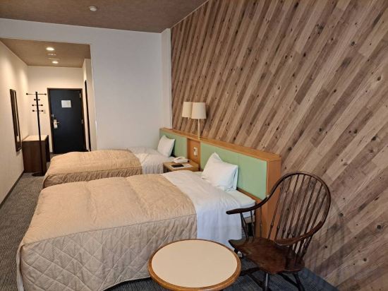 Фото Business Hotel Kawakami Kumano