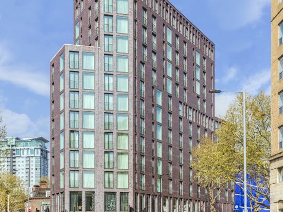 Фото H10 London Waterloo