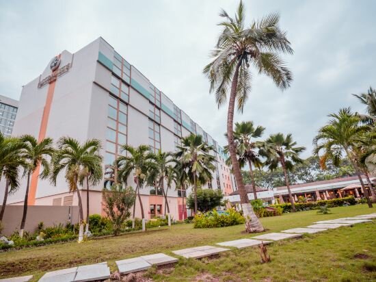 Фото Novotel Accra City Centre