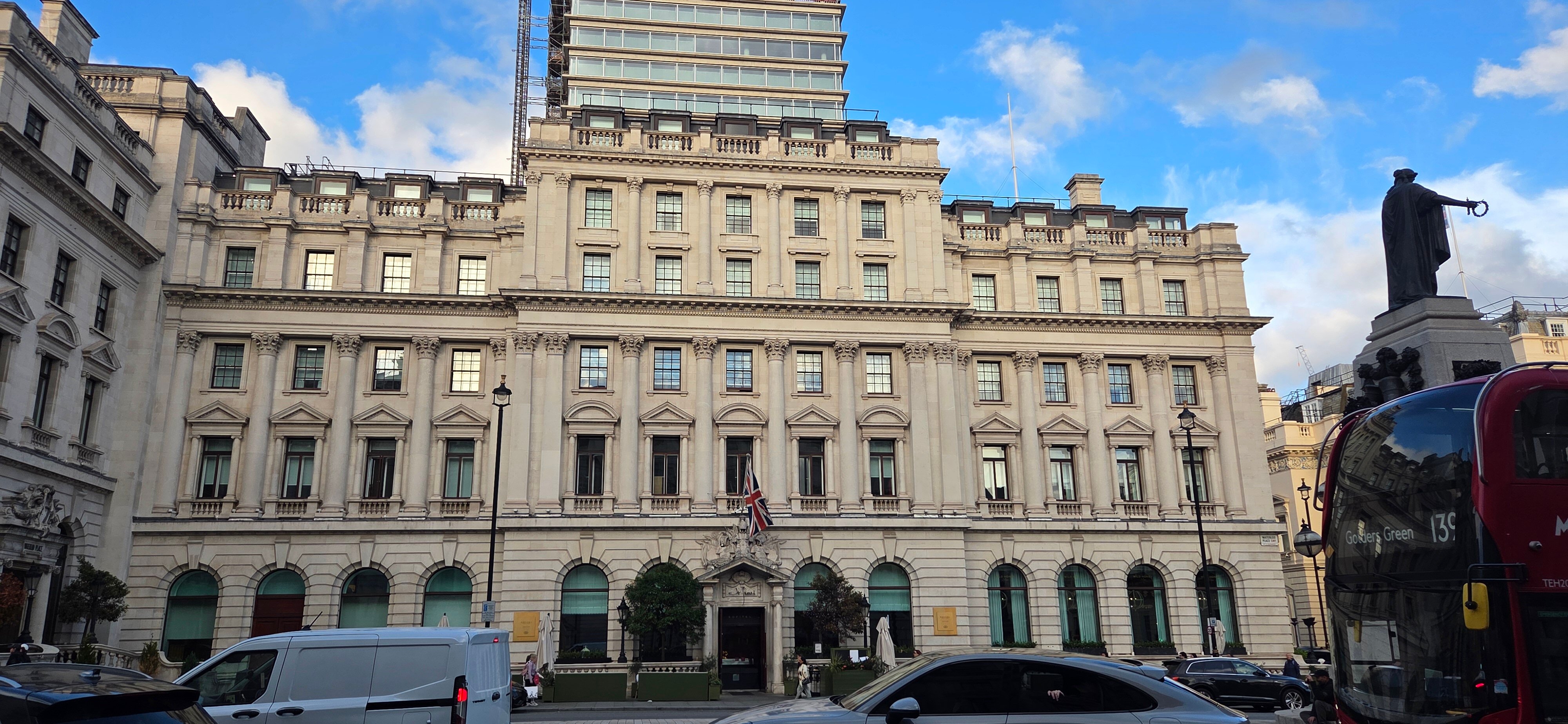 Фото Sofitel London St James