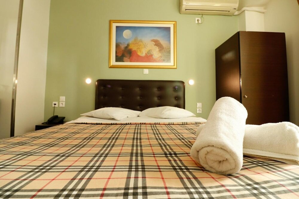 Фото Athens Choice