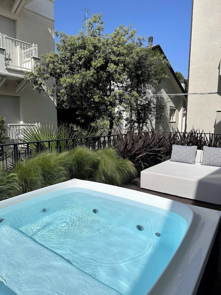 Фото Suite Hotel Maestrale