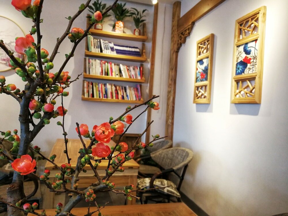 Фото Yangshuo Riverview Hotel