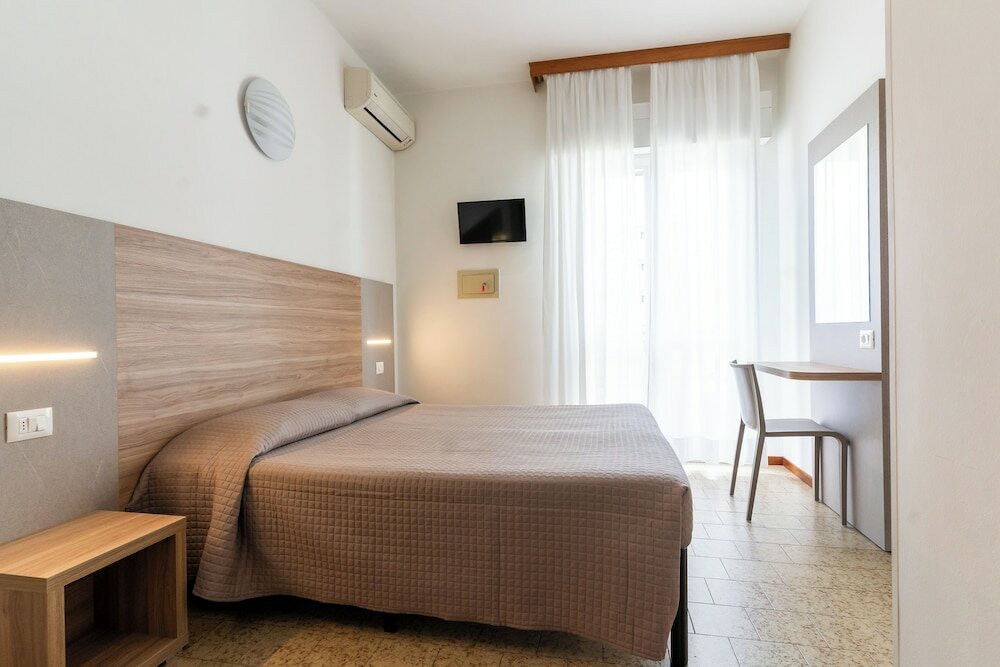 Фото Hotel Ischia