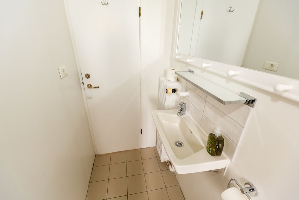 Фото Súlur Guesthouse 1