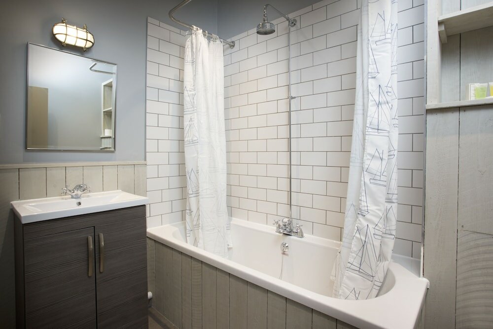 Фото Ship & Trades