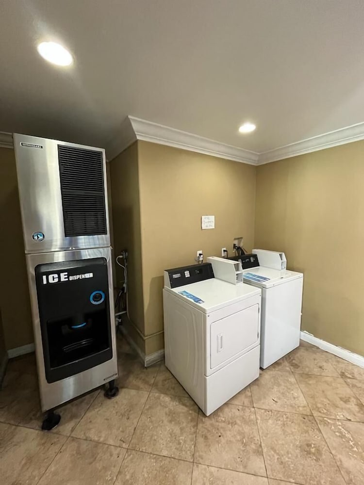 Фото Santa Fe Inn Los Angeles