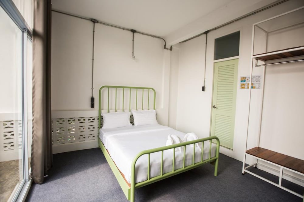 Фото Memmoth Hostel In Lampang