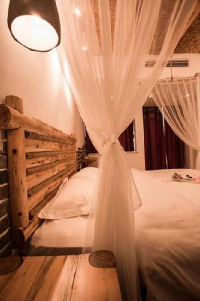 Фото Zhangjiajie Interval Time Travel Inn