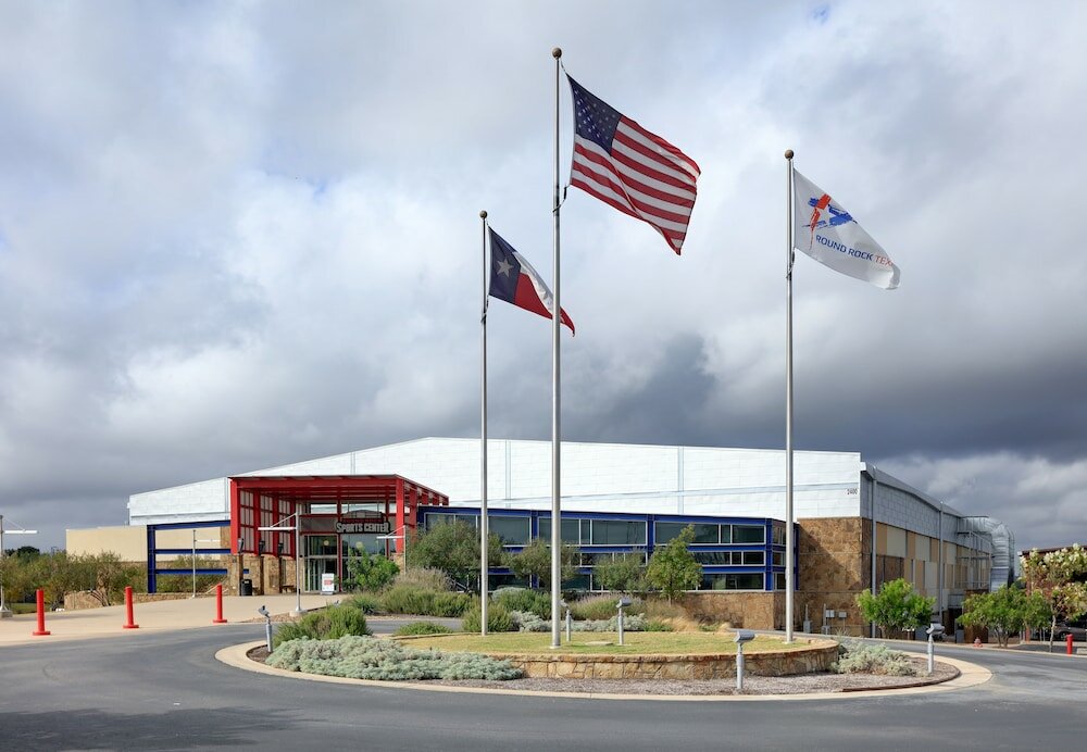 Фото Holiday Inn Express & Suites Austin Round Rock, an Ihg Hotel