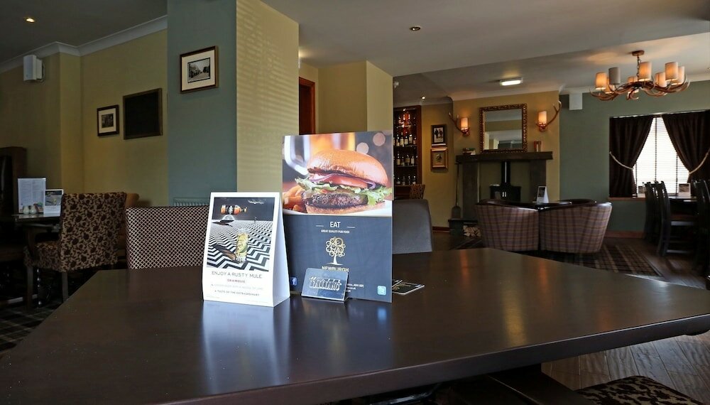 Фото Newburgh Inn