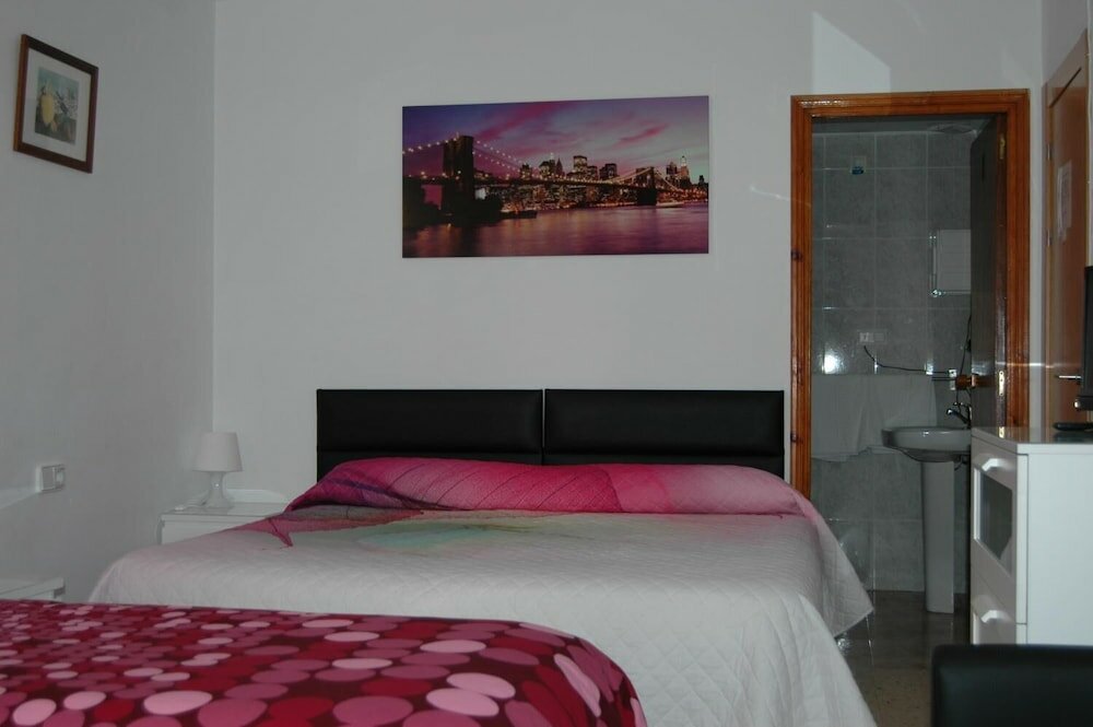 Фото Hostal Fornet