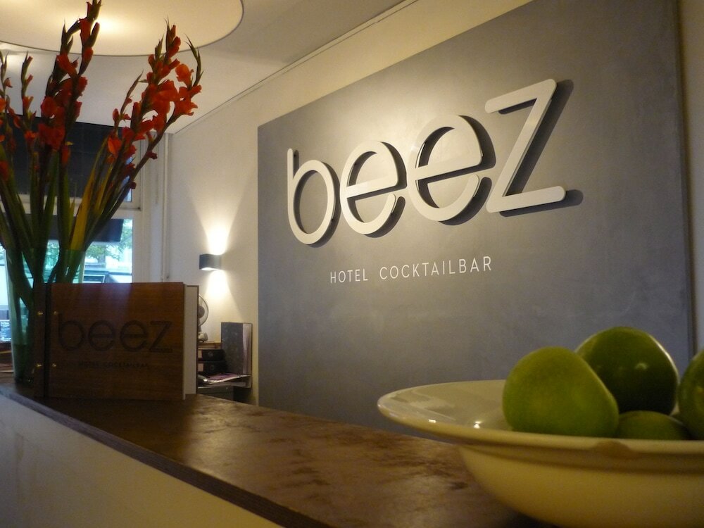 Фото Hotel Beez