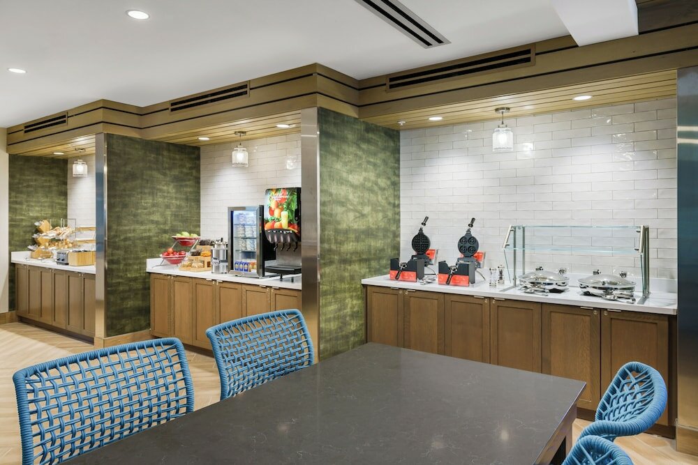 Фото Fairfield Inn & Suites by Marriott Marathon Florida Keys