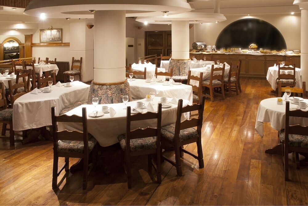 Фото Hotel Nevada Bariloche