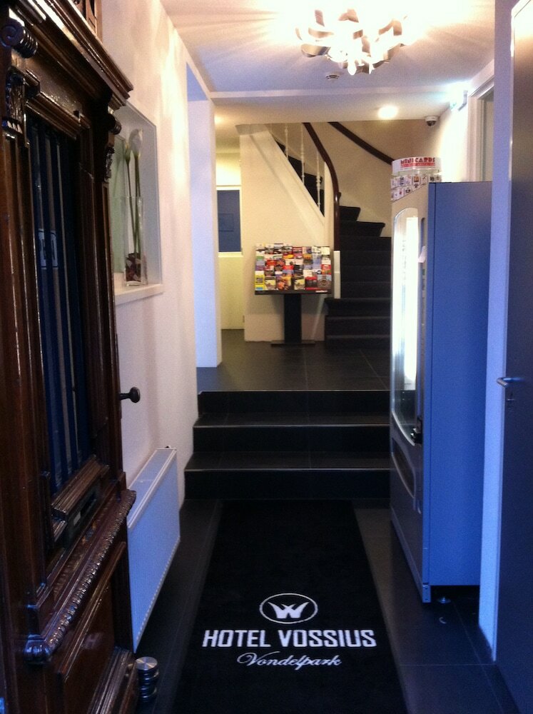 Фото Hotel Vossius Vondelpark