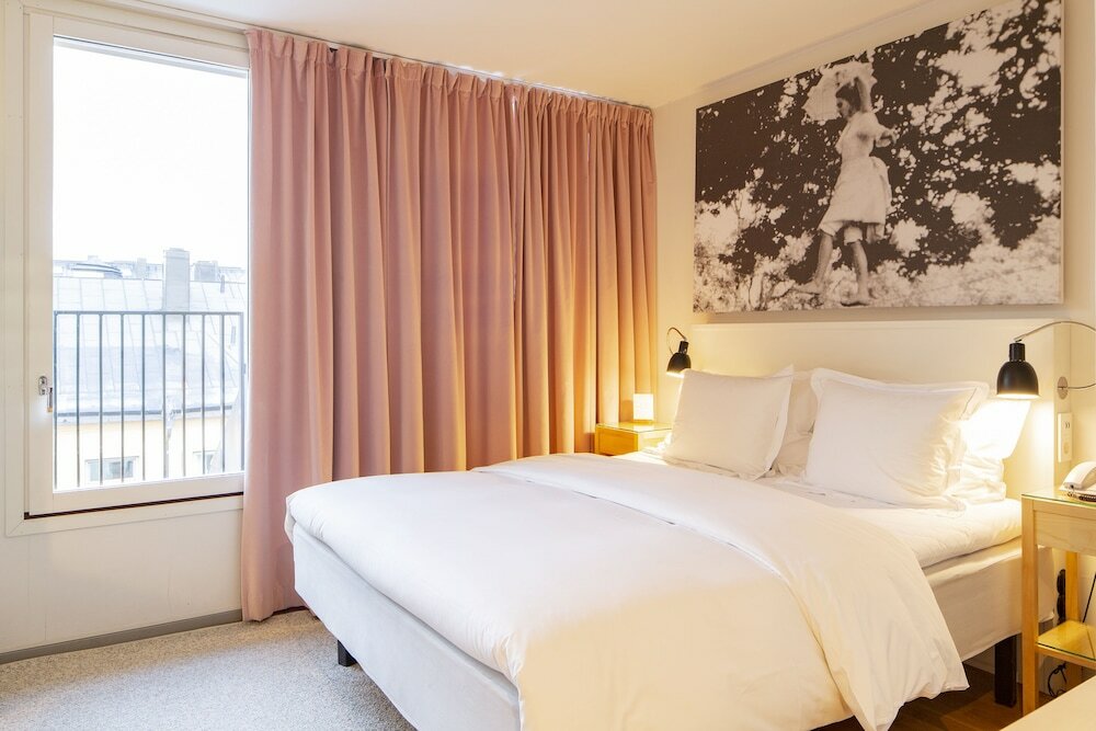 Фото Hotel Rival