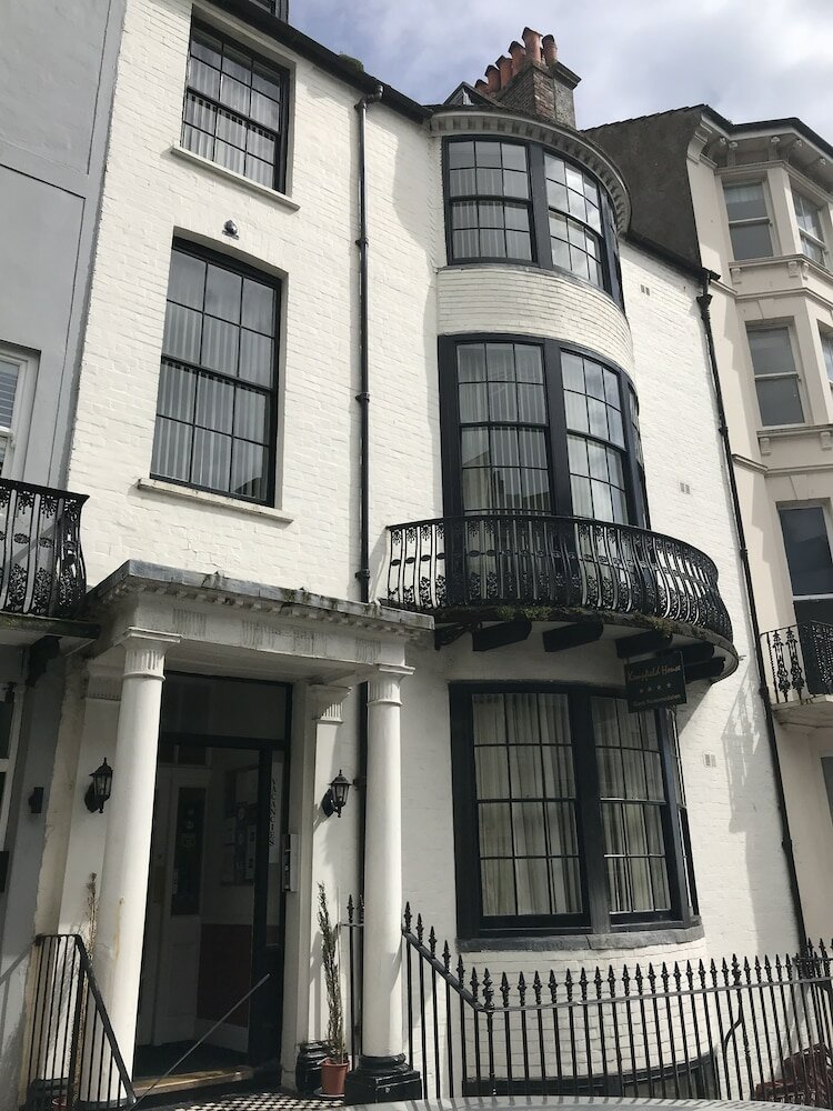 Фото Kempfield House Hotel