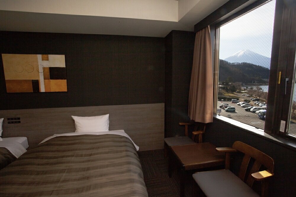 Фото Hotel Route - Inn Kawaguchiko