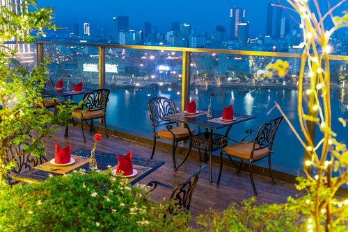 Внешний вид отеля Brilliant Hotel в Дананге, фото 5