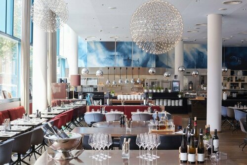 Внешний вид отеля Scandic Hamburg Emporio в Гамбурге, фото 5