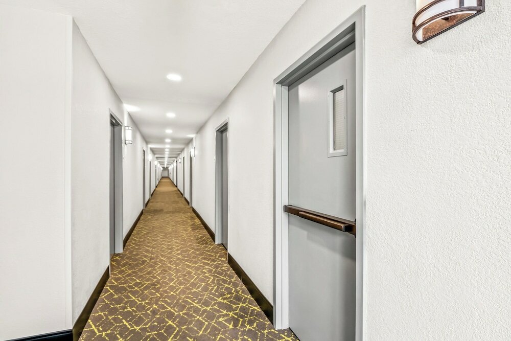 Фото Red Roof Inn Southfield