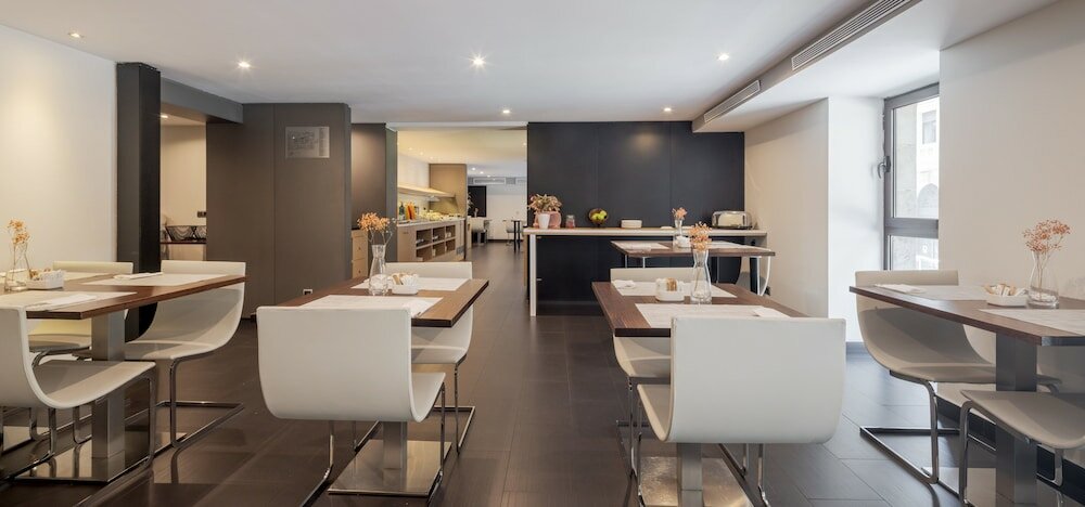 Фото Hotel Ilunion Almirante