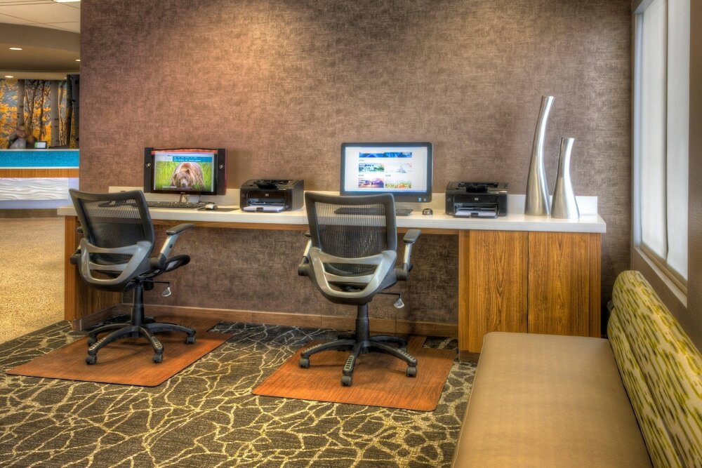 Фото SpringHill Suites Anchorage University Lake