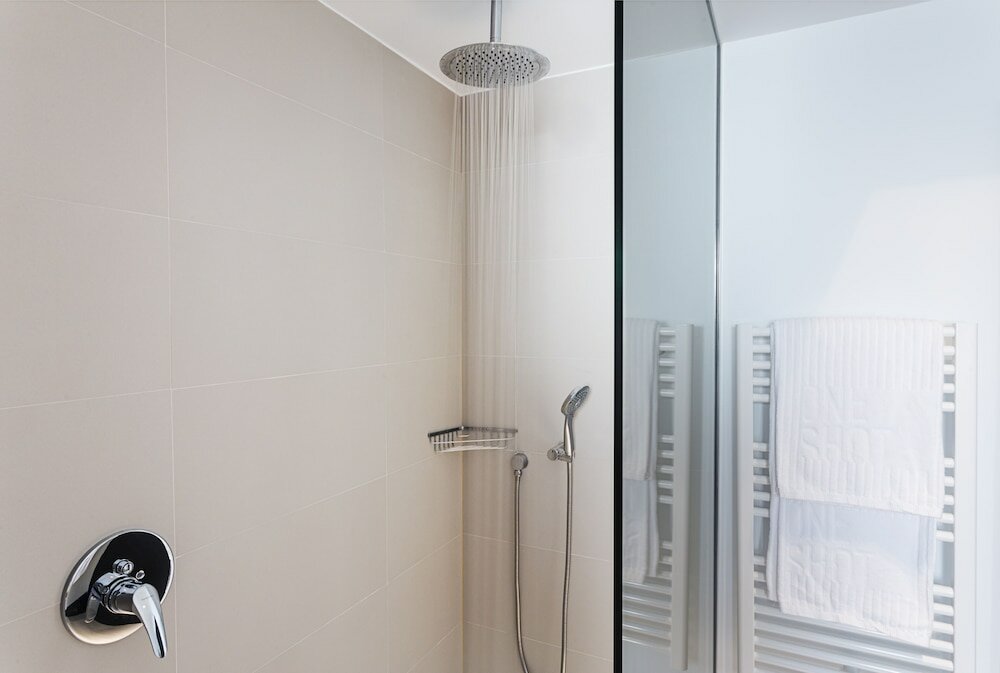 Фото One Shot Luchana 22