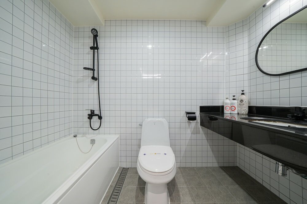 Фото Hotel At Home