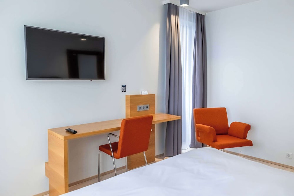 Фото Park Inn by Radisson Reykjavik Keflavik Airport