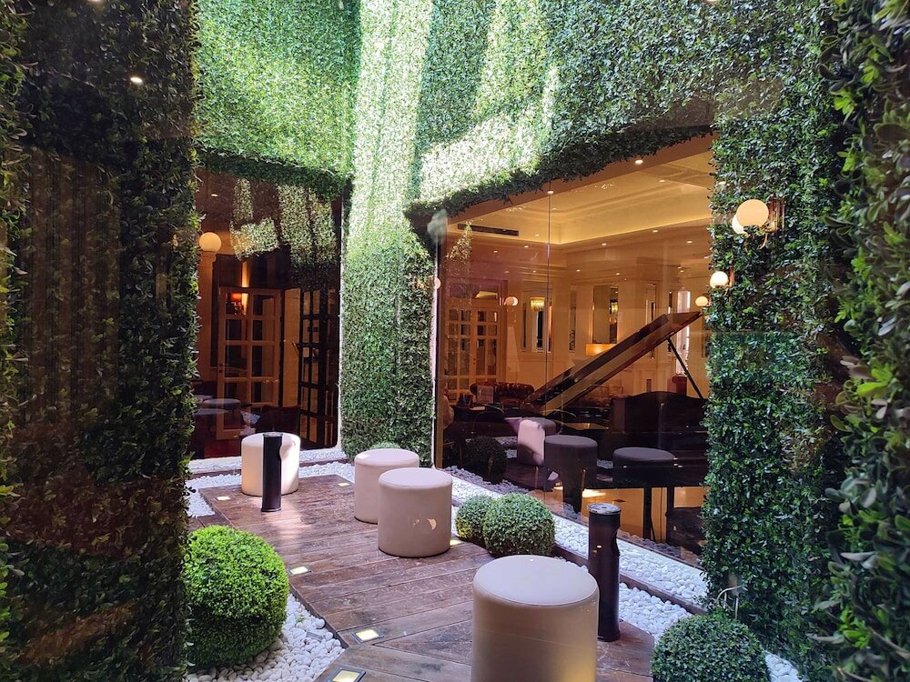 Фото Radisson Blu Ghr Hotel, Rome