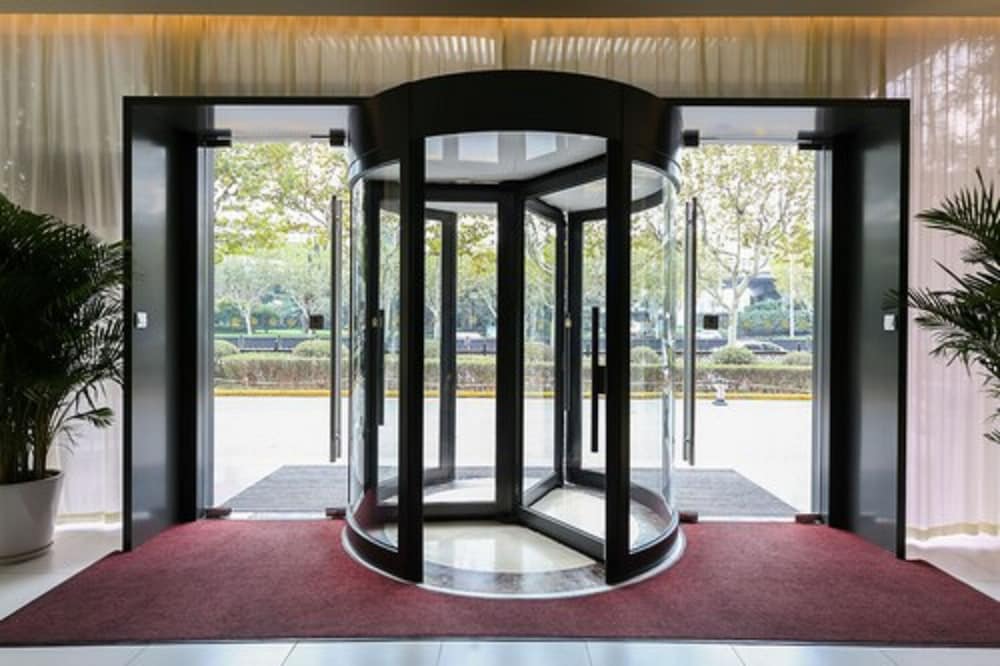 Фото Jinjiang Metropolo Hua Ting Guest House