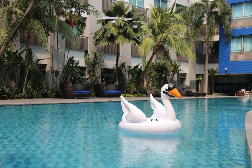 Фото Novotel Jakarta Mangga Dua Square Hotel