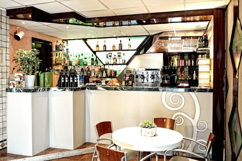 Фото Hotel Prestige