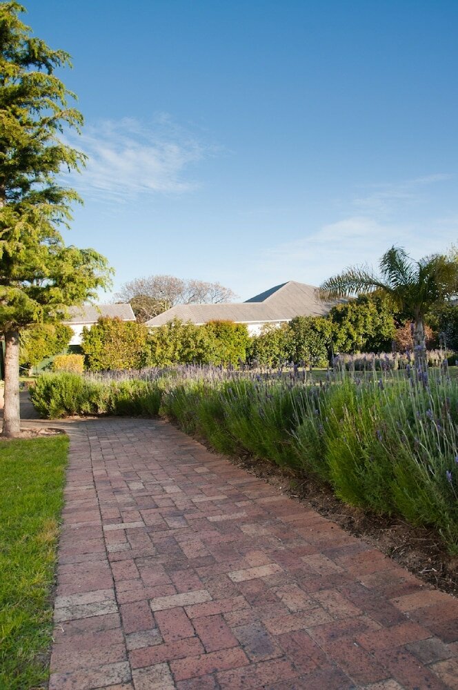 Фото At Winkfield House