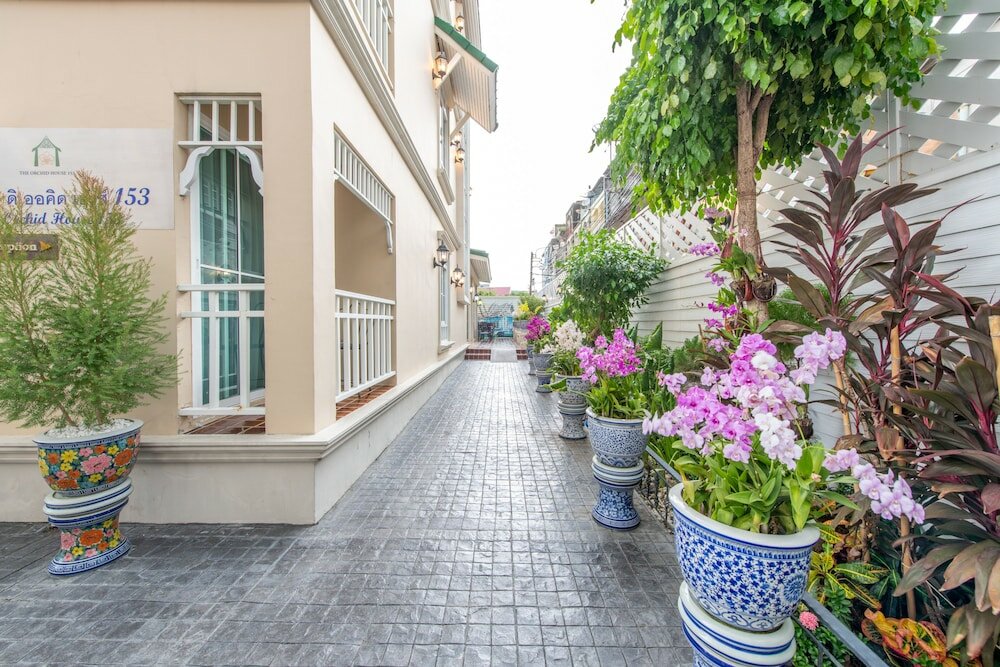 Фото The Orchid House 153