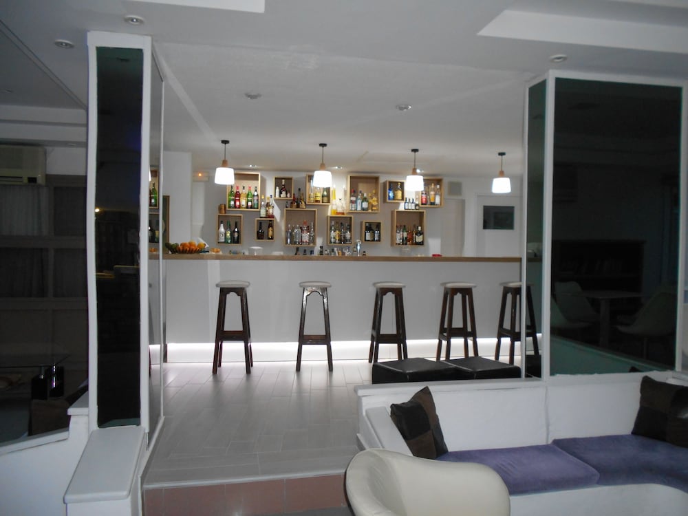 Фото Koala Hotel