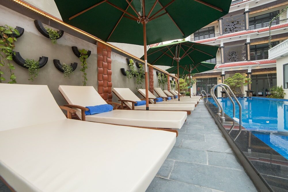 Фото River Waves Villa