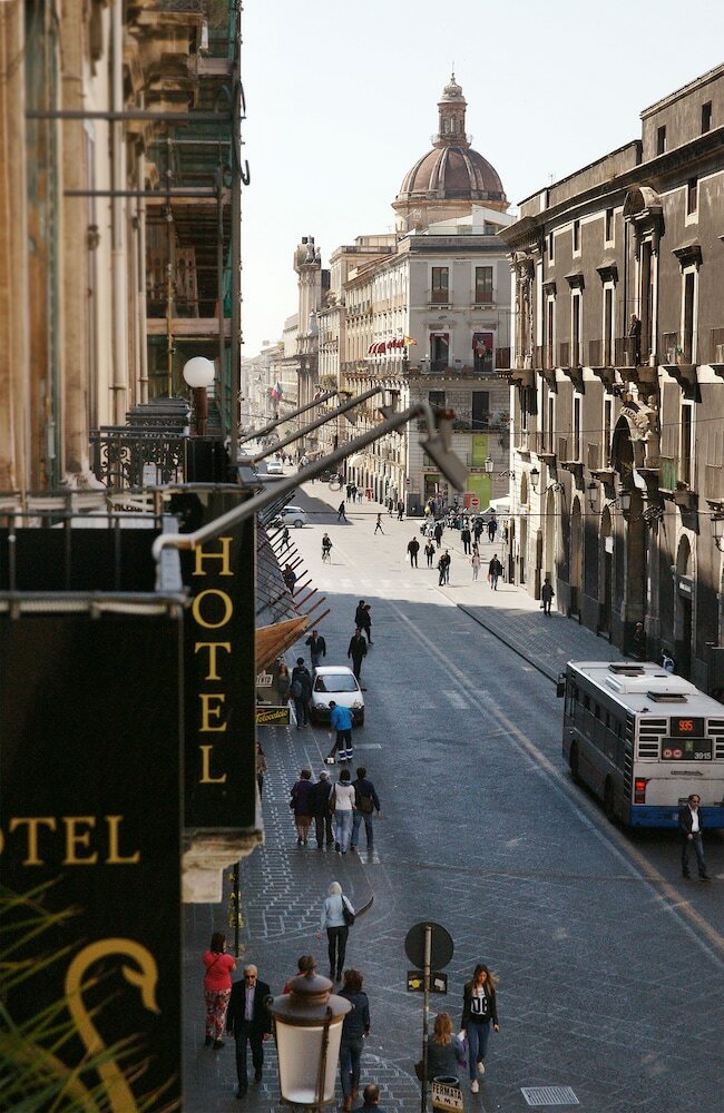 Фото Hotel Sofia