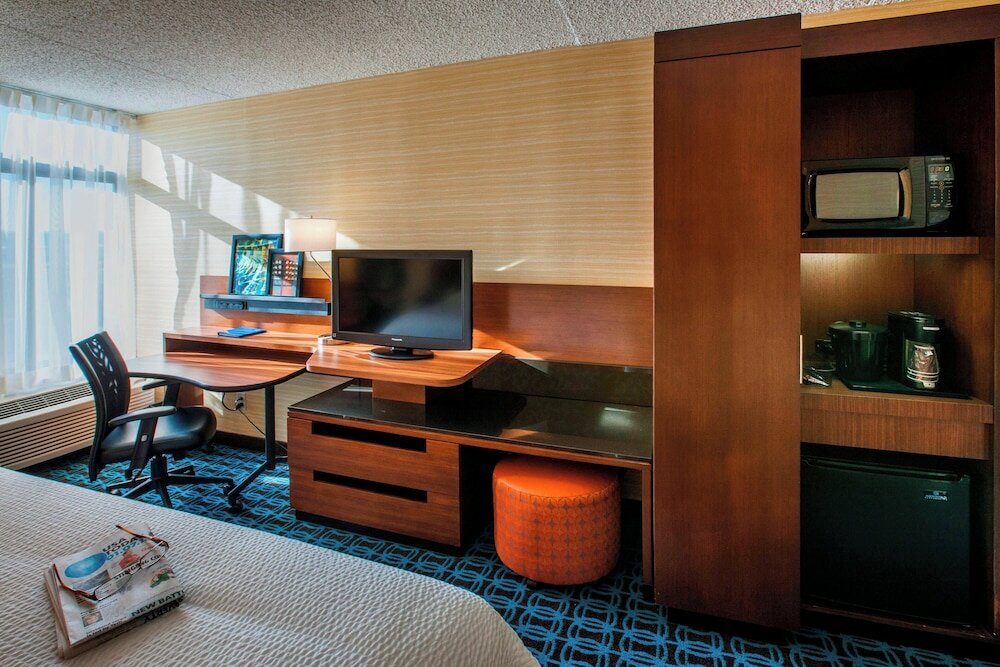 Фото Fairfield Inn by Marriott East Rutherford Meadowlands