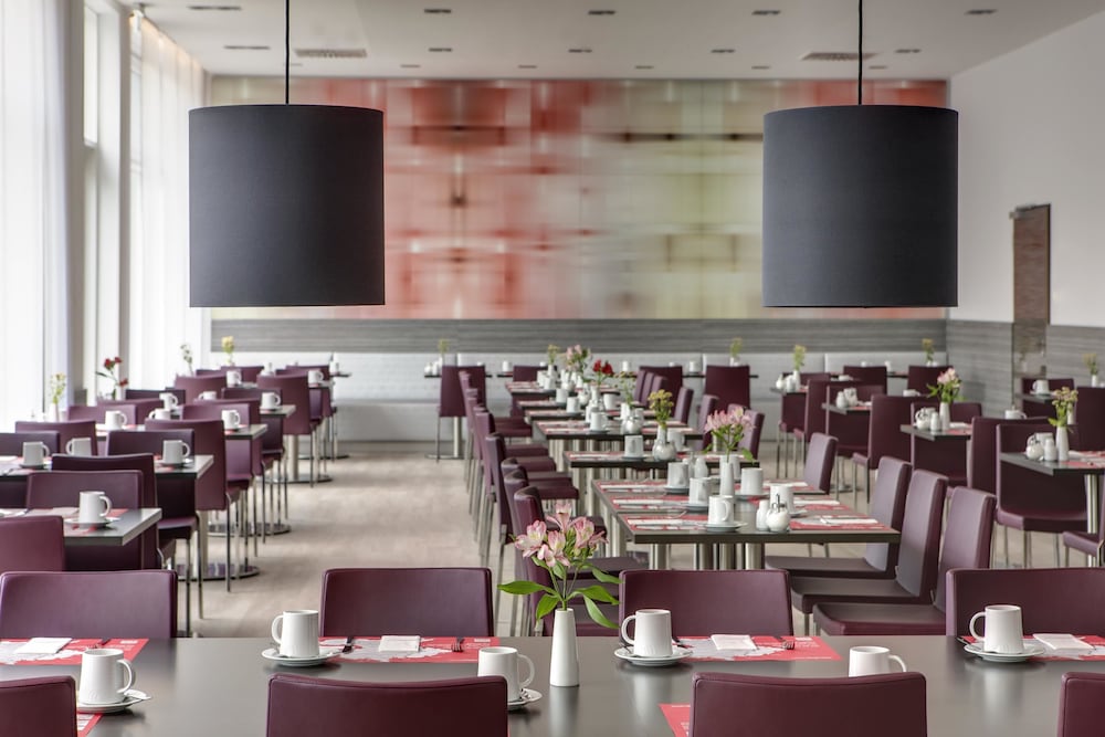 Фото IntercityHotel Ingolstadt