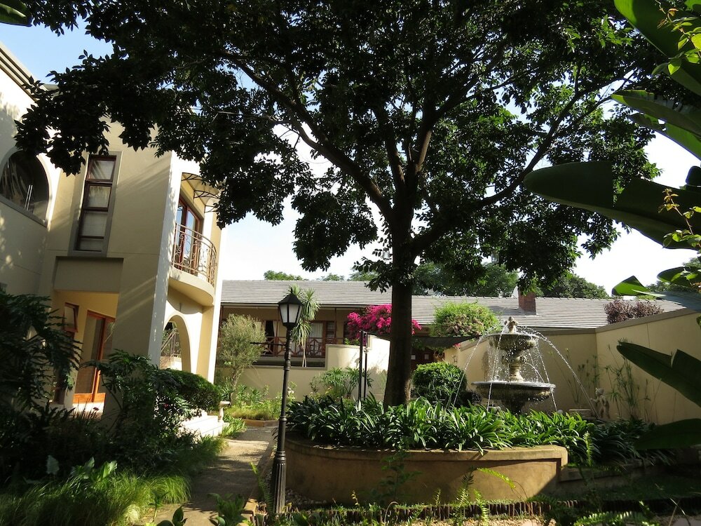 Фото Dunton Guest House