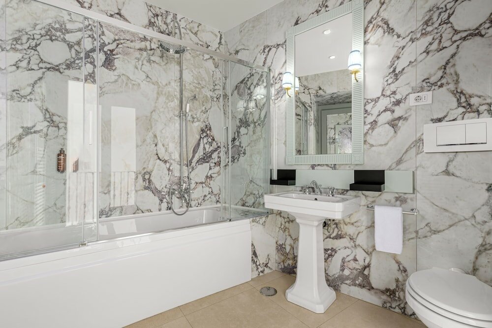 Фото Room Mate Isabella