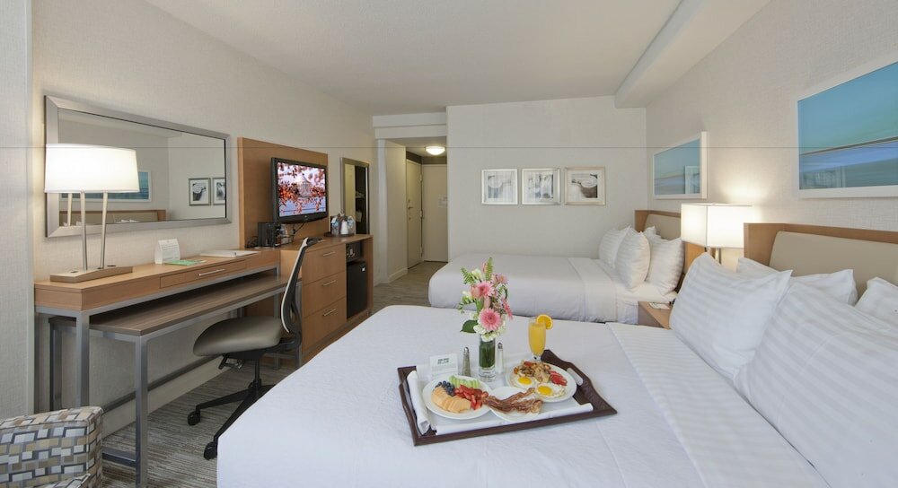 Фото Holiday Inn Washington-Central/White House, an Ihg Hotel 