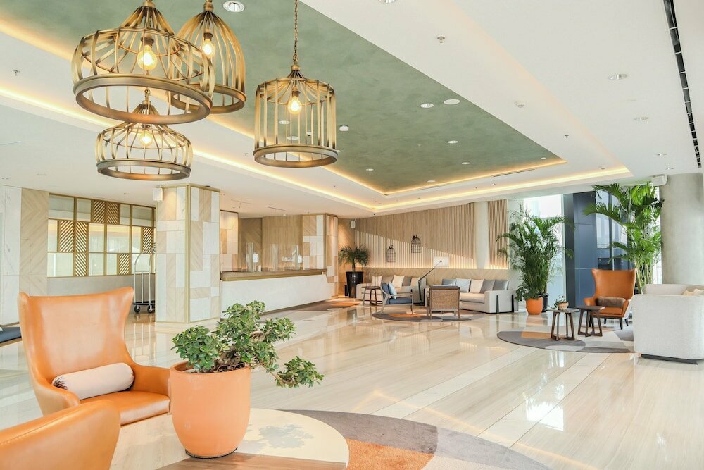 Hotel Harris Suites Puri Mansion, Jakarta, photo