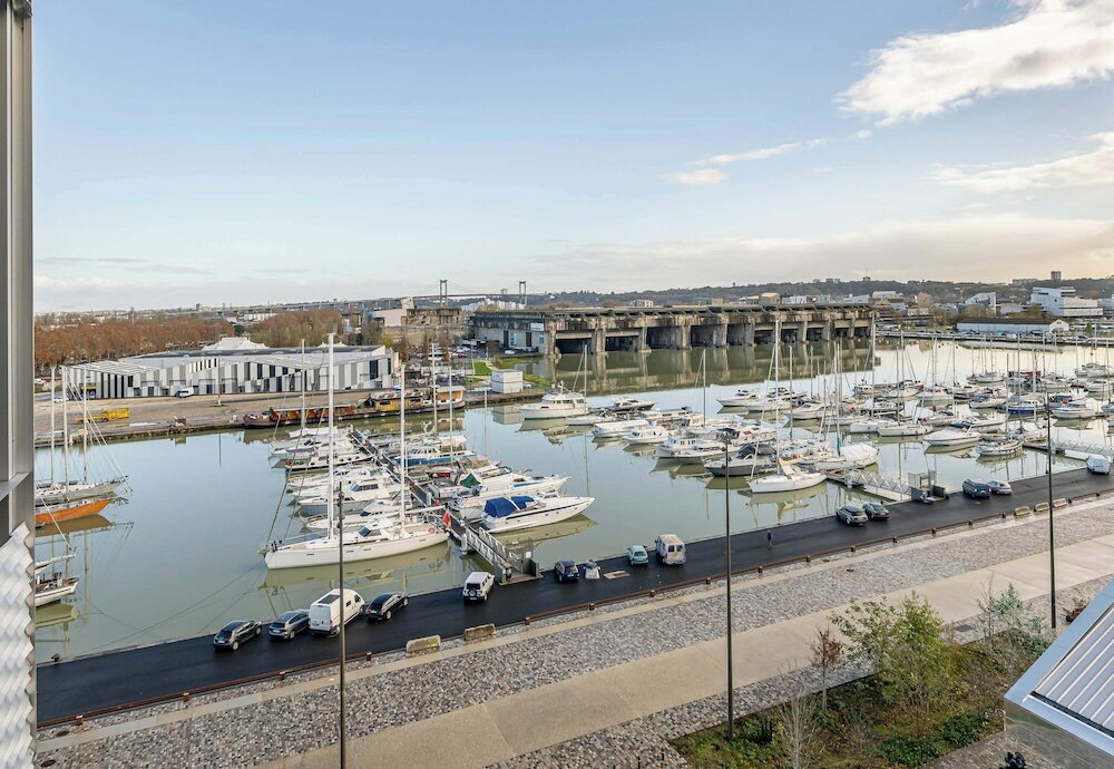 Фото B&b Hotel Bordeaux Bassins à flot