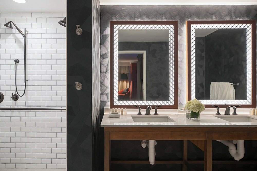 Фото Renaissance Philadelphia Downtown Hotel